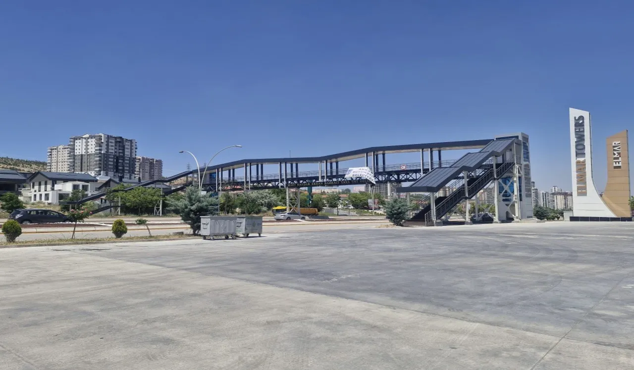 CONSTRUCTION OF 6 PEDESTRIAN OVERPASSES