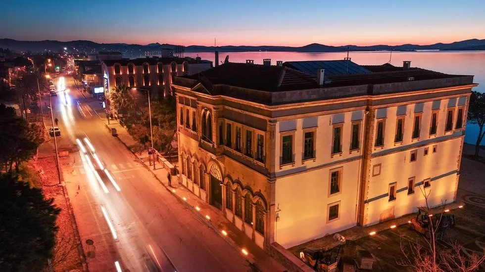 AYVALIK OLD TAX OFFICE (NEW MUNICIPAL ADDITIONAL SERVICE) BUILDING RESTORATION WORK