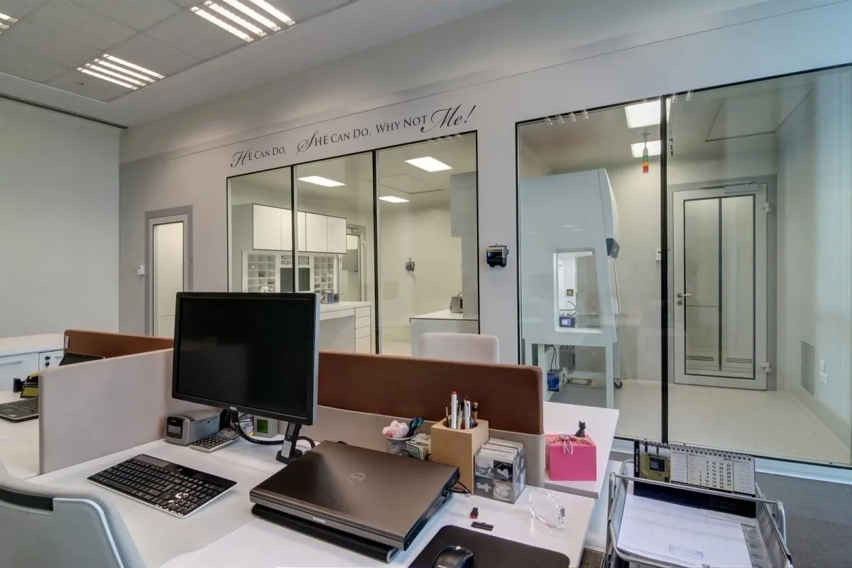 ACCELERATOR TECHNOLOGIES INSTITUTE CLEAN ROOM CONSTRUCTION WORK